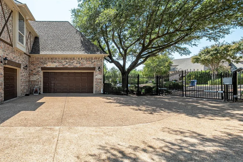 1101 Trail Ridge Drive
