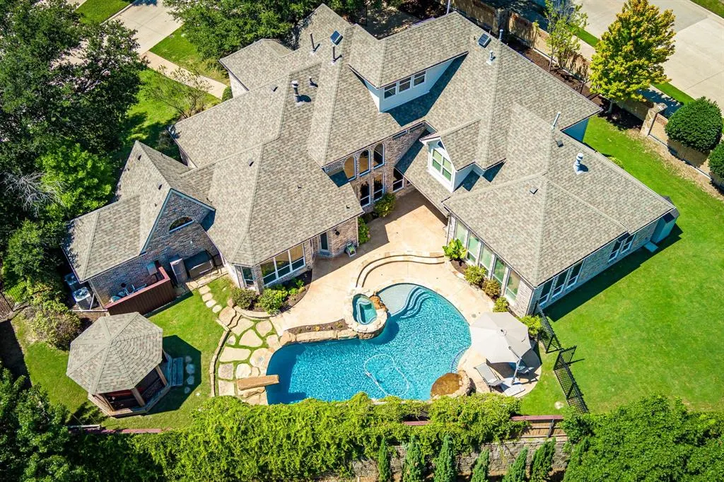 1101 Trail Ridge Drive