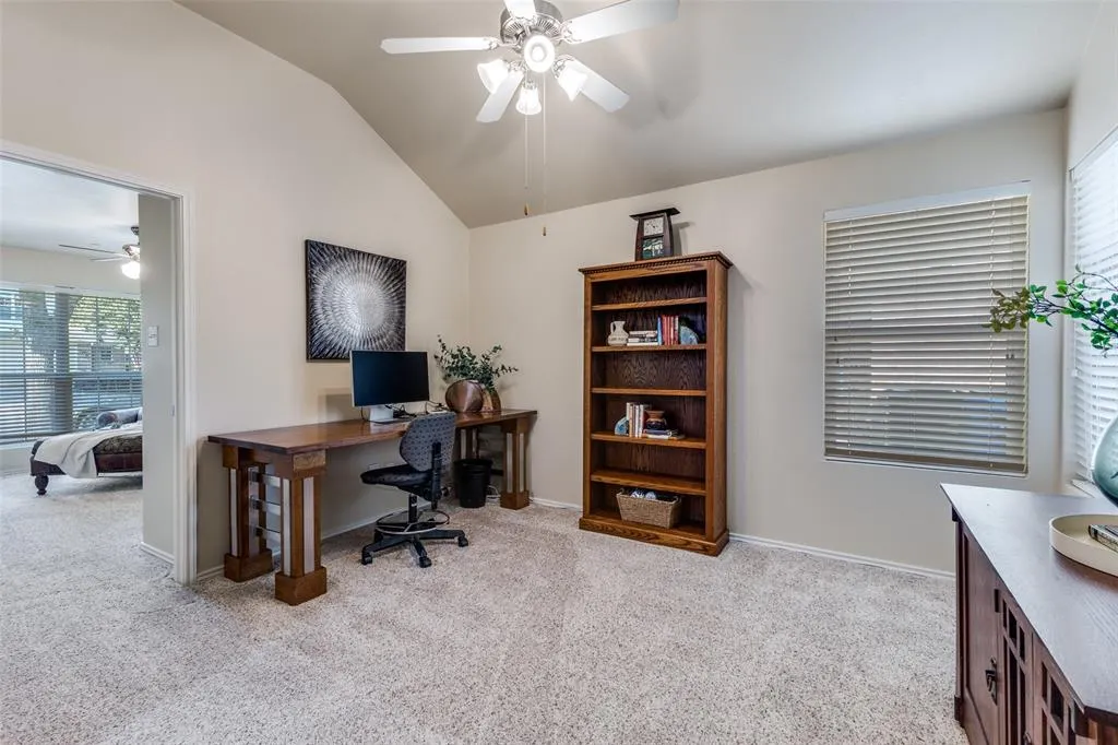 9901 Fleetwood Drive
