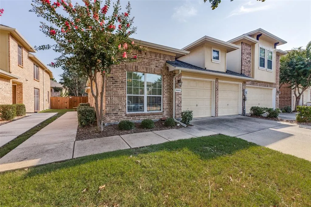 9901 Fleetwood Drive