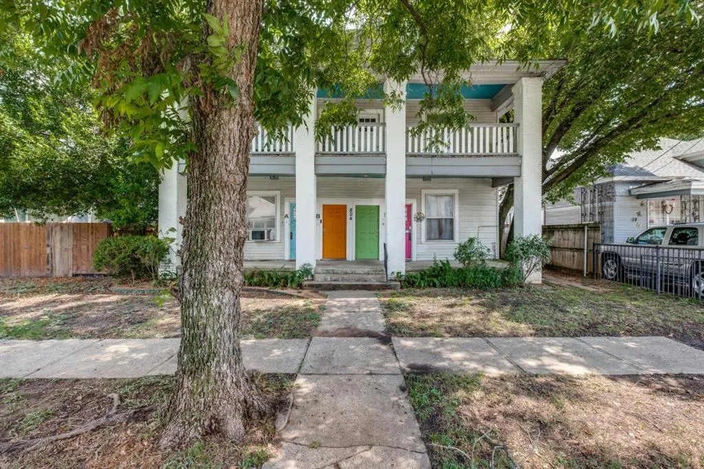 804 Sunset Avenue, #D