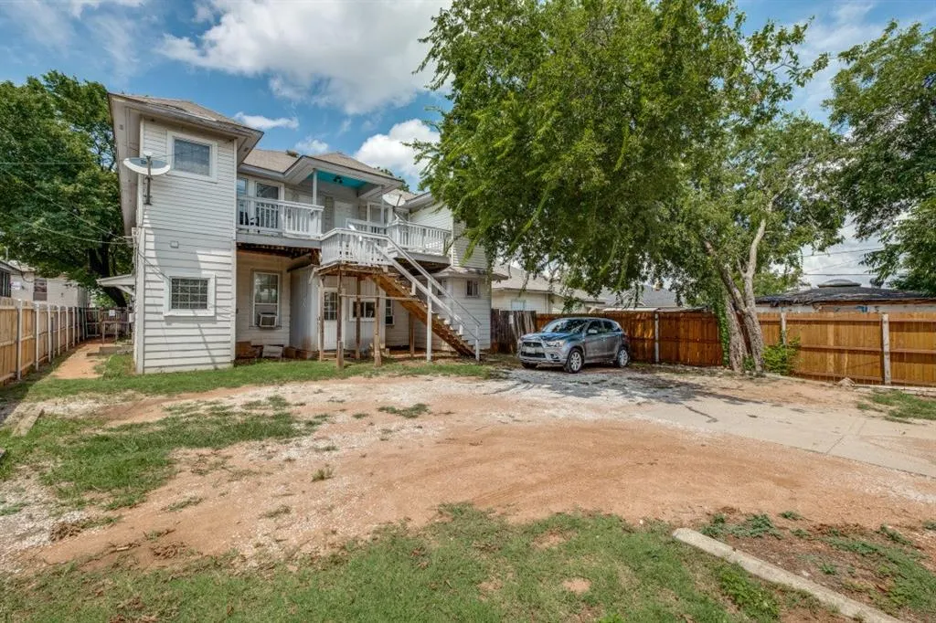 804 Sunset Avenue, #D