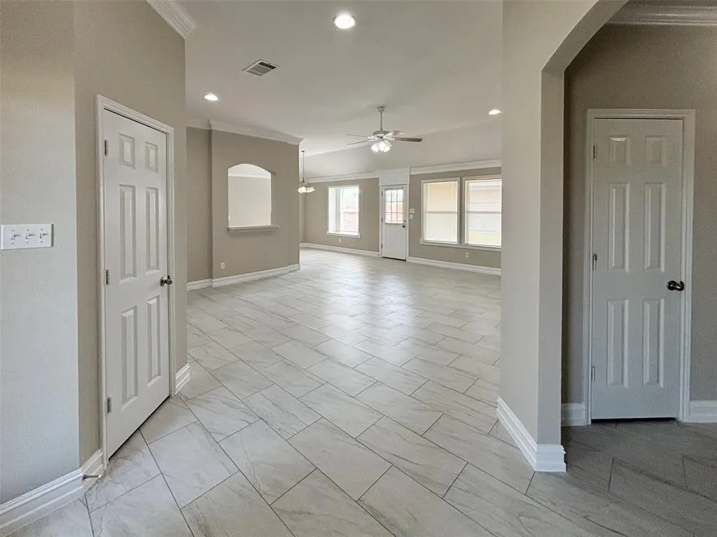 613 Countryside Drive