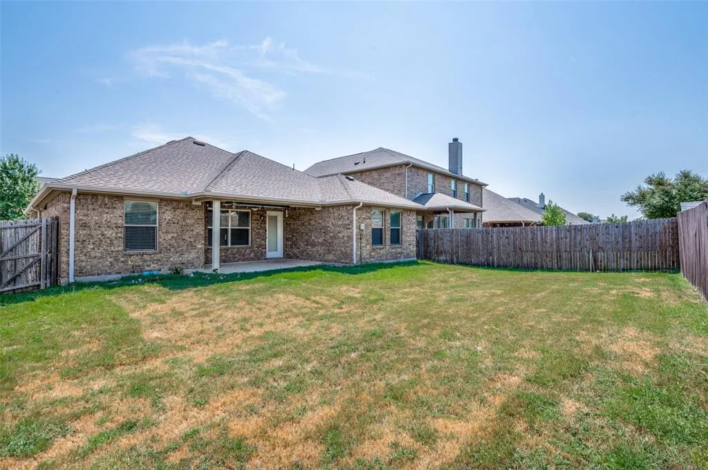 5120 Seashore Lane