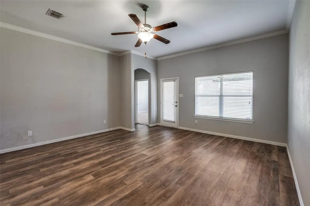 5120 Seashore Lane