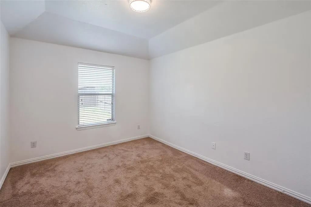 5120 Seashore Lane