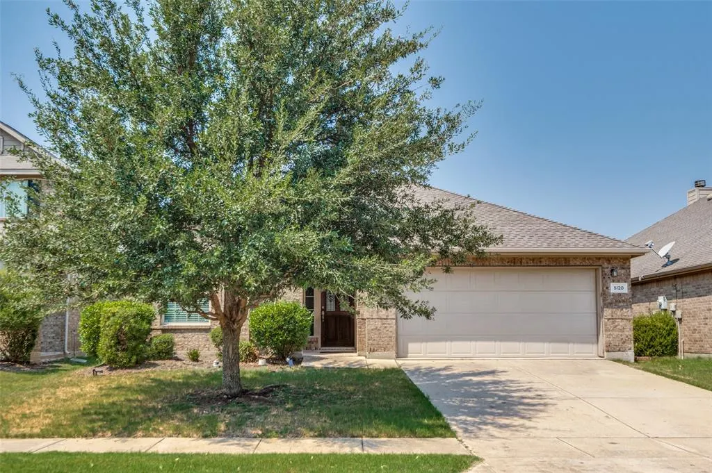 5120 Seashore Lane