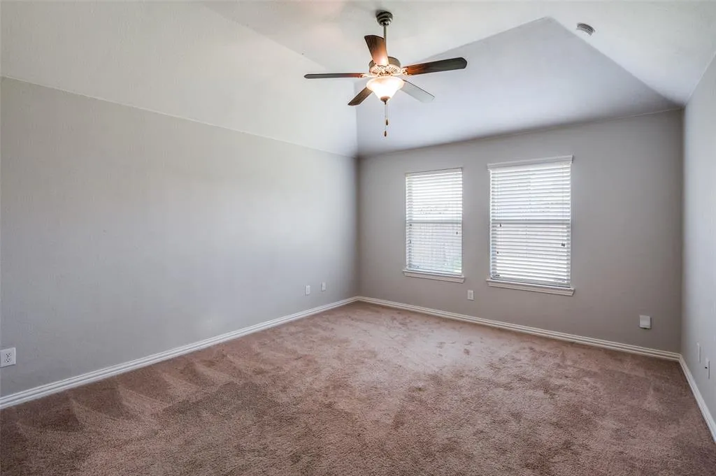 5120 Seashore Lane