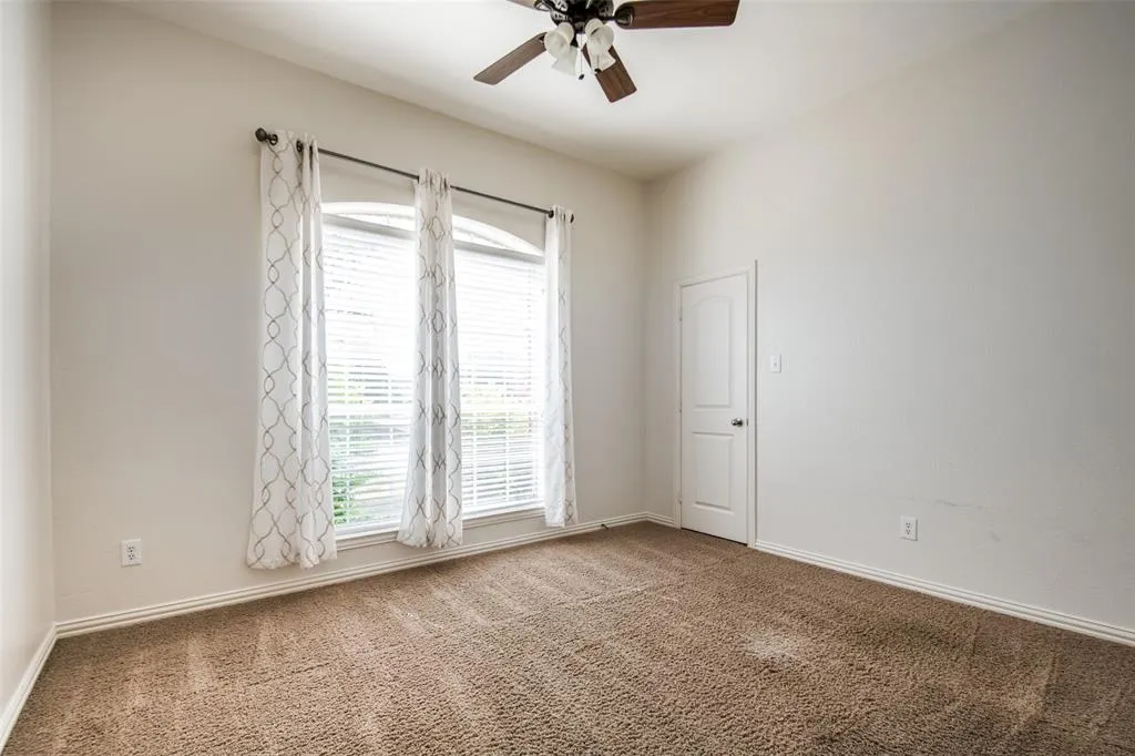 3120 Summer Drive