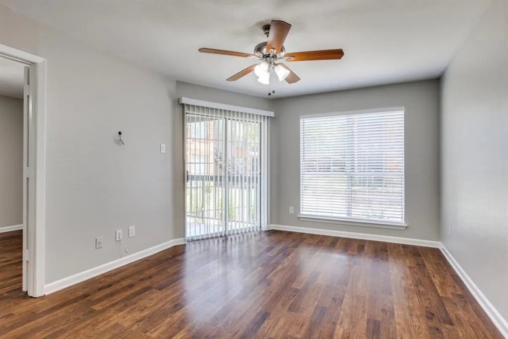 18333 Roehampton Drive, #1017
