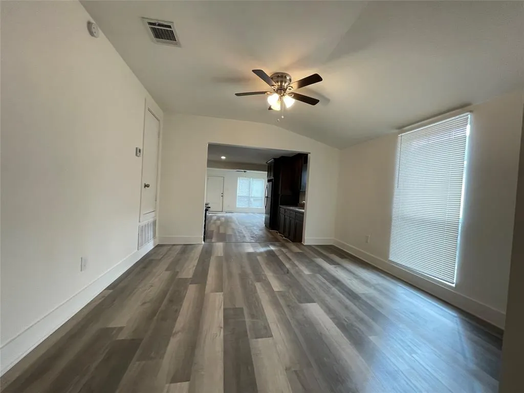 1411 Adelaide Drive