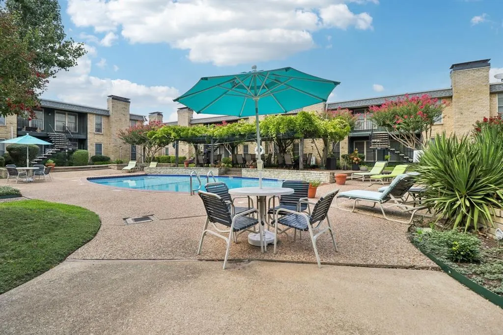 7731 Meadow Park Drive, #120