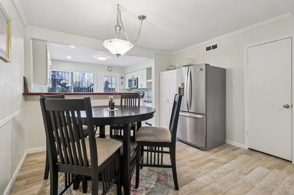 7731 Meadow Park Drive, #120