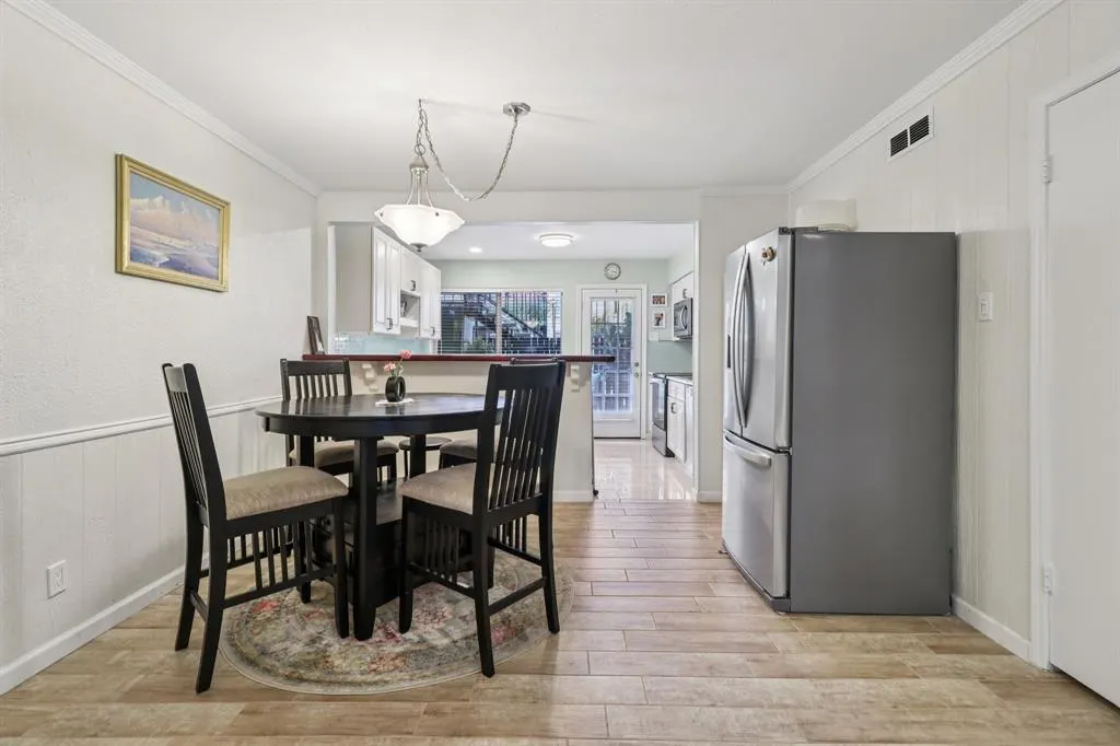 7731 Meadow Park Drive, #120