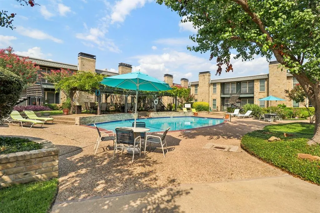 7731 Meadow Park Drive, #120