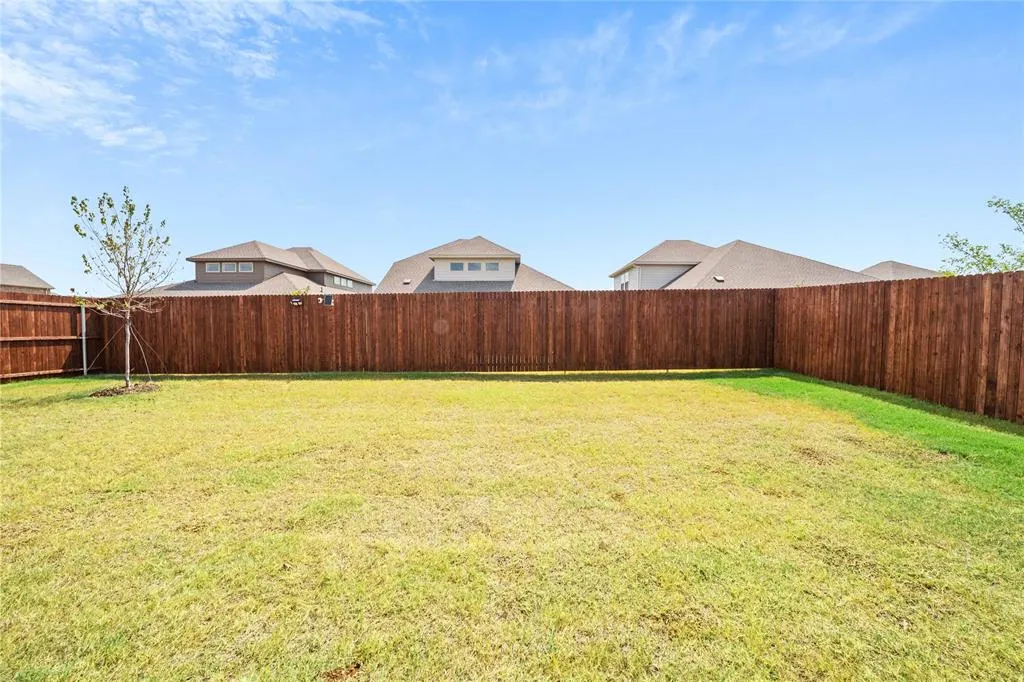 9916 Lariat Drive