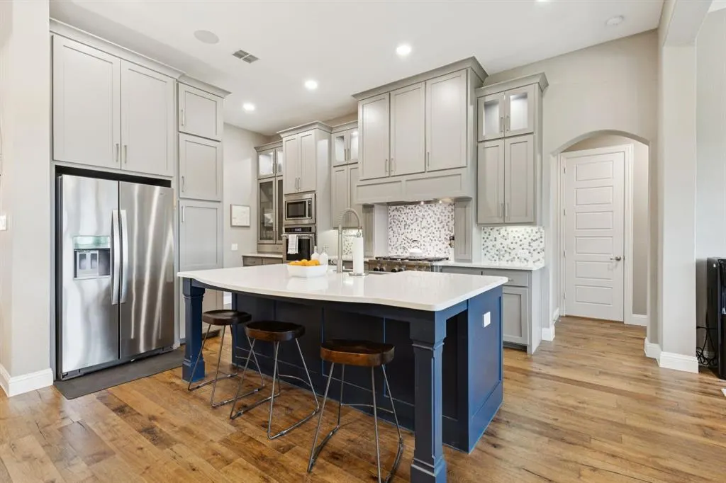 2607 Maverick Way