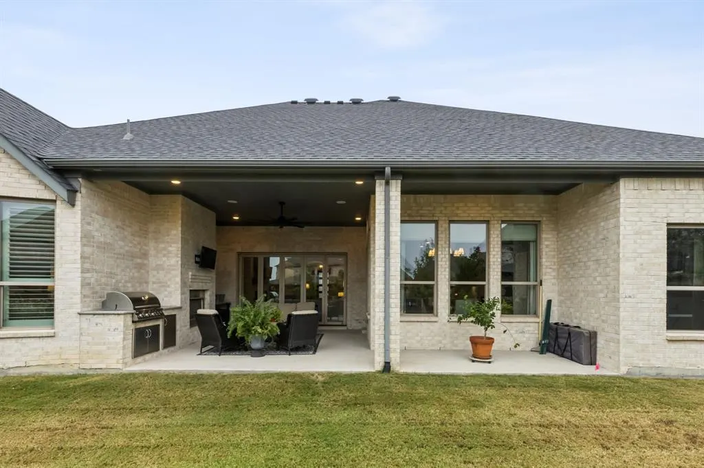 2607 Maverick Way