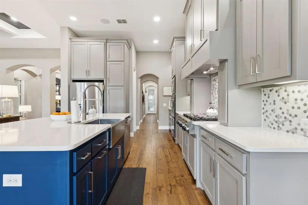 2607 Maverick Way