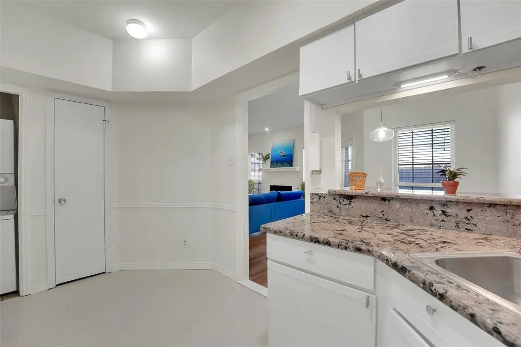 1700 Amelia Court, #312