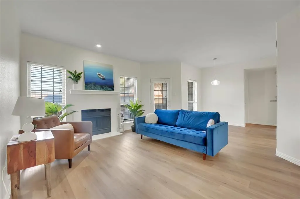 1700 Amelia Court, #312
