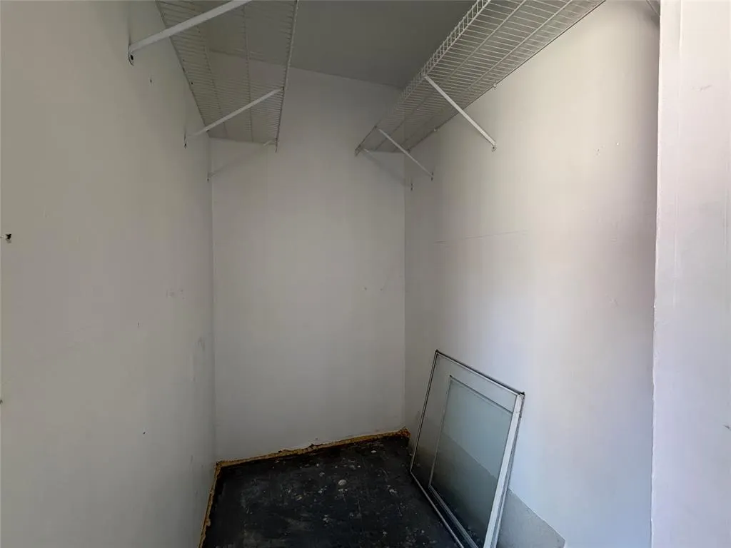 1700 Amelia Court, #312