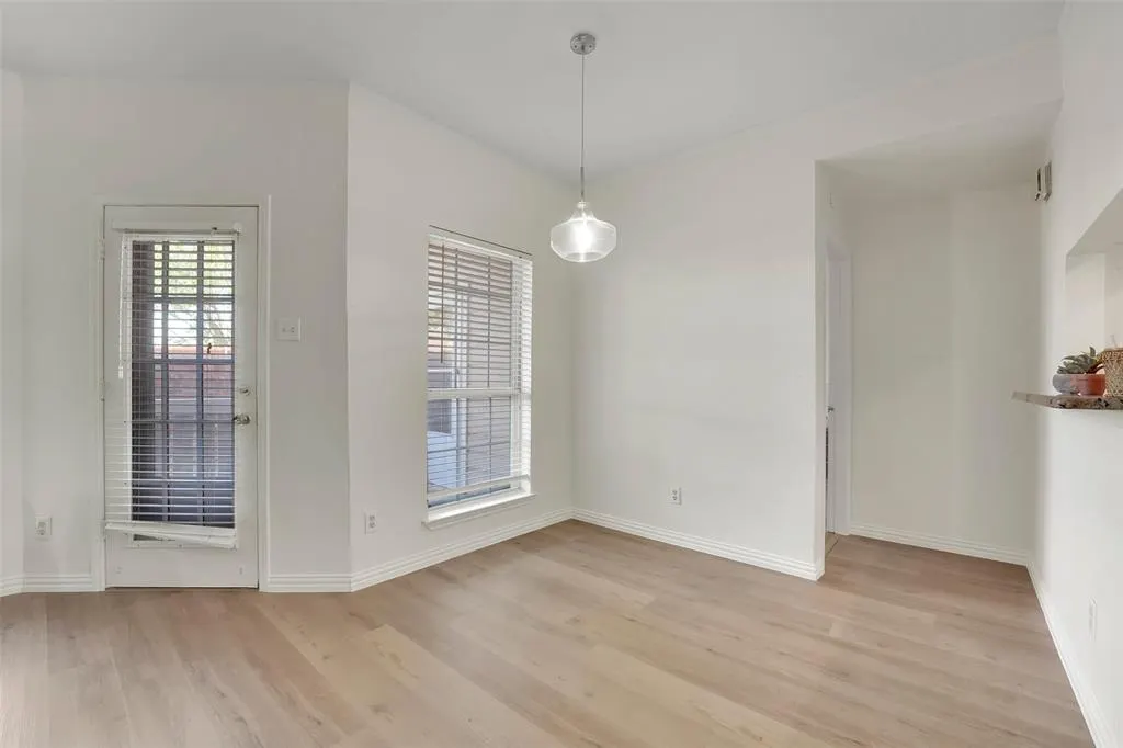 1700 Amelia Court, #312