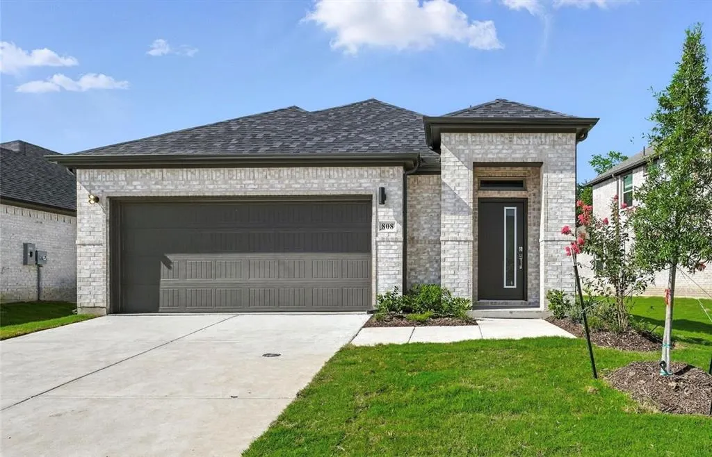808 Pine beach Drive