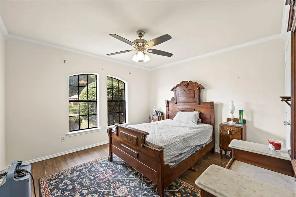 2307 Honeysuckle Drive