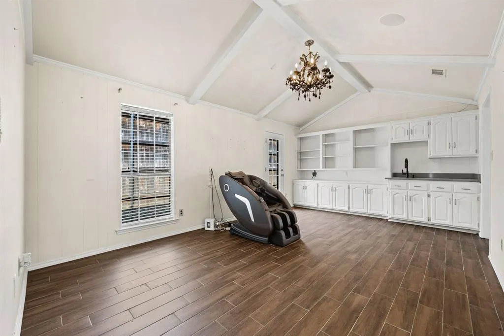 2307 Honeysuckle Drive