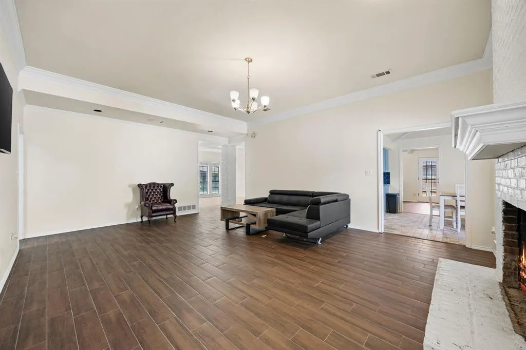 2307 Honeysuckle Drive