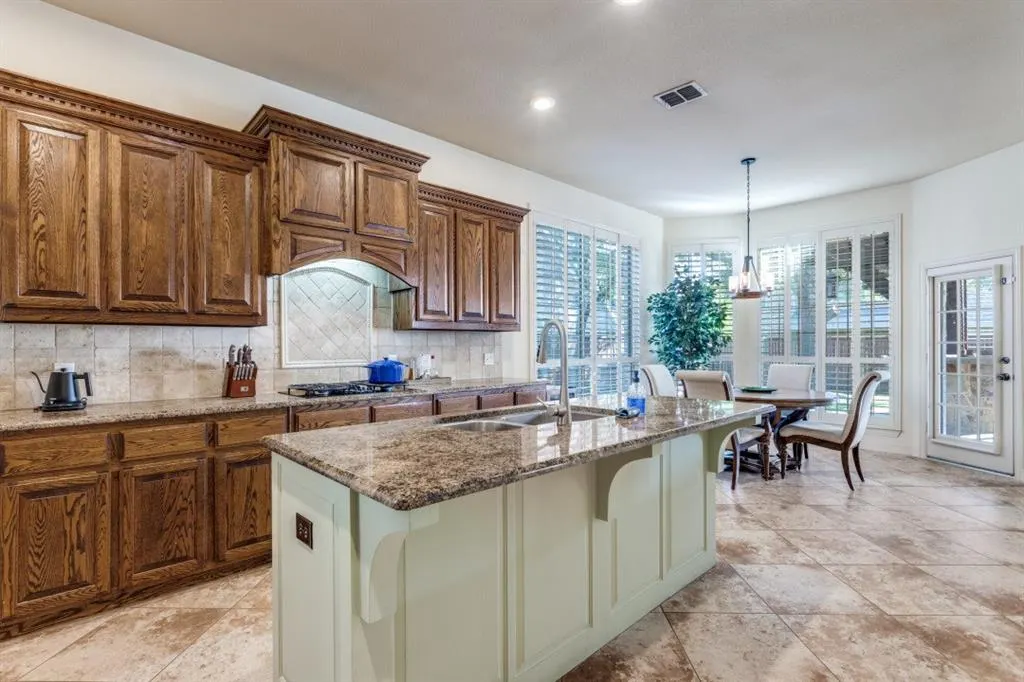 1209 Thimbleberry Drive