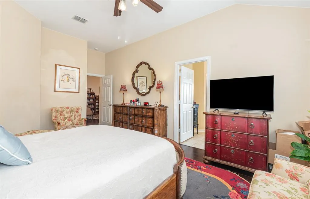 1612 Nighthawk Drive