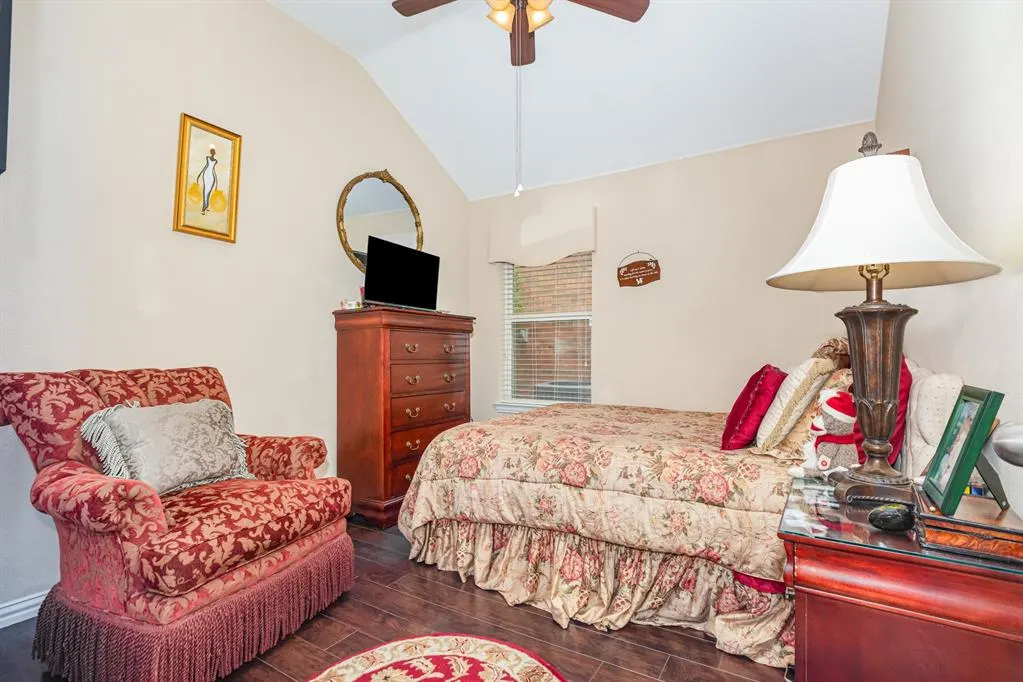 1612 Nighthawk Drive