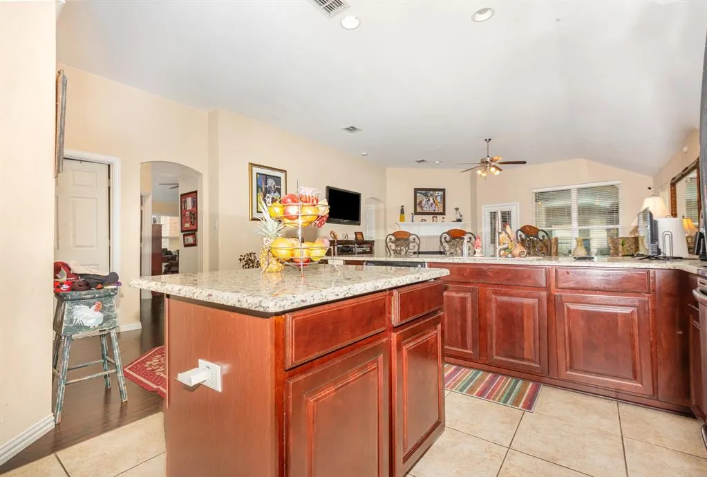 1612 Nighthawk Drive