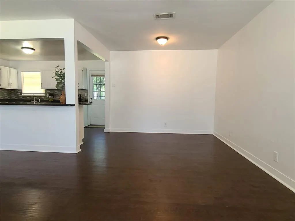 2306 Healey Drive