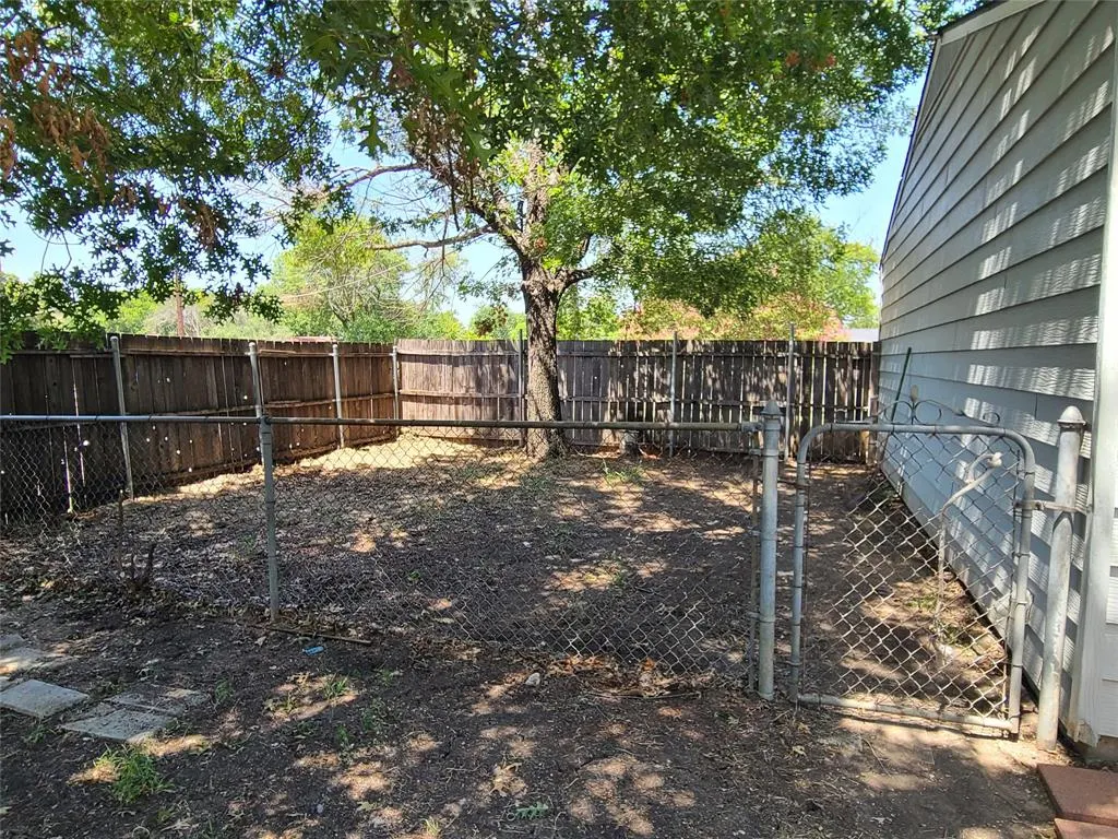 2306 Healey Drive