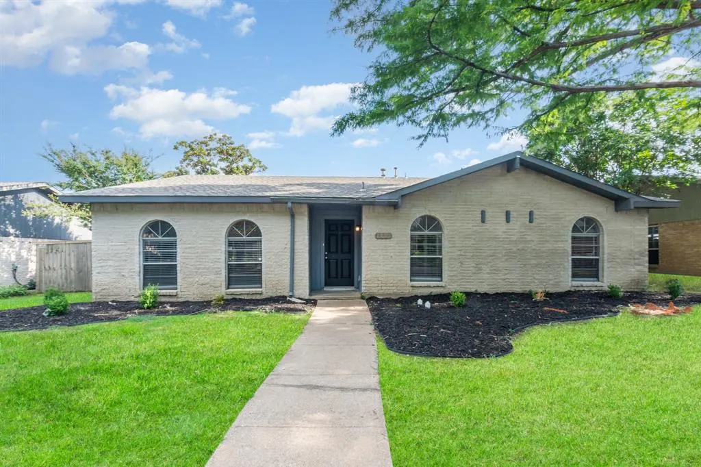 1108 Overdowns Drive