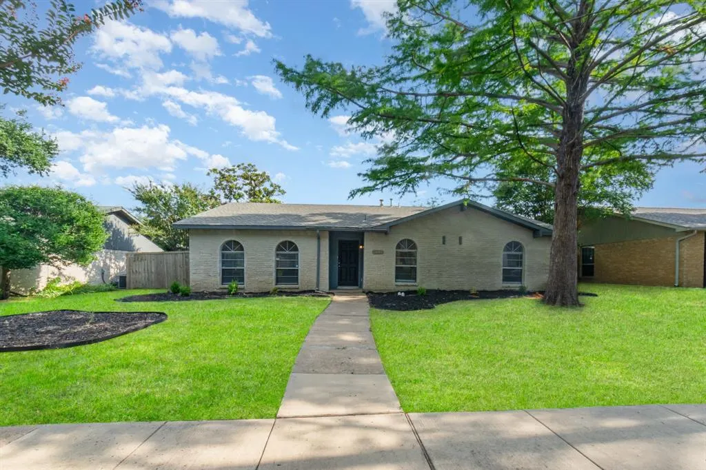 1108 Overdowns Drive