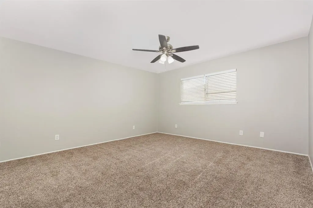 1108 Overdowns Drive