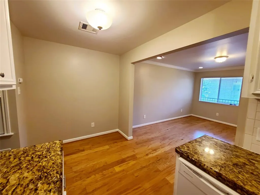 4931 Junius Street, #6
