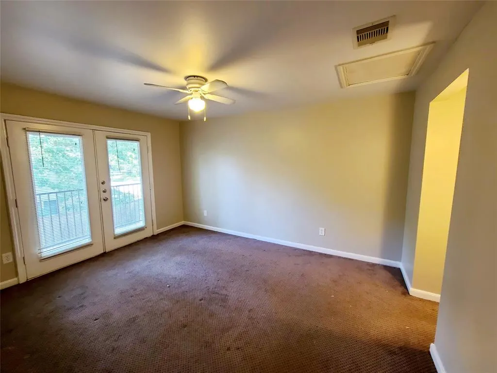 4931 Junius Street, #6