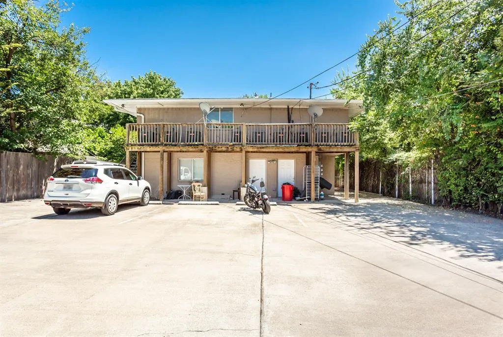 4931 Junius Street, #6