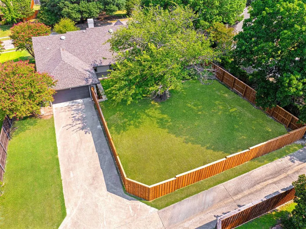 3706 Wood Rail Drive