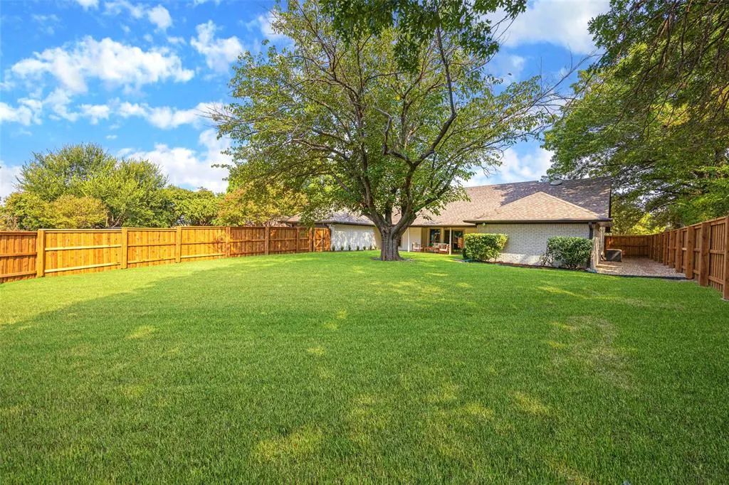 3706 Wood Rail Drive