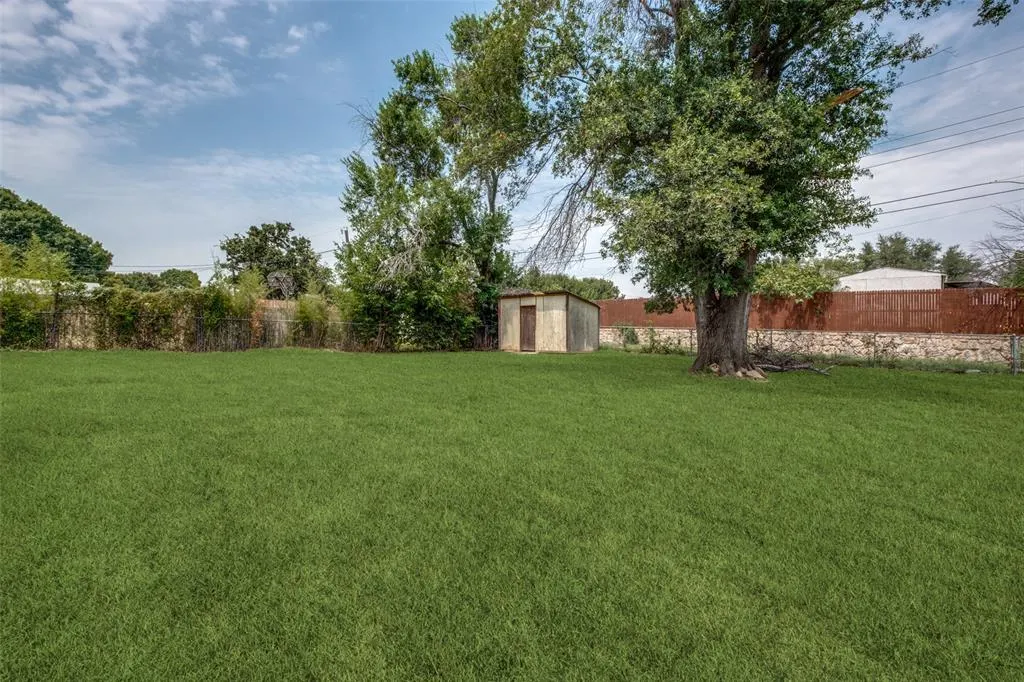 9925 Kittyhawk Lane