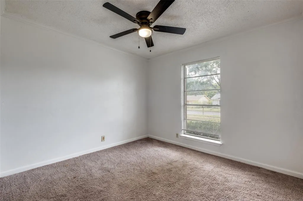 9925 Kittyhawk Lane