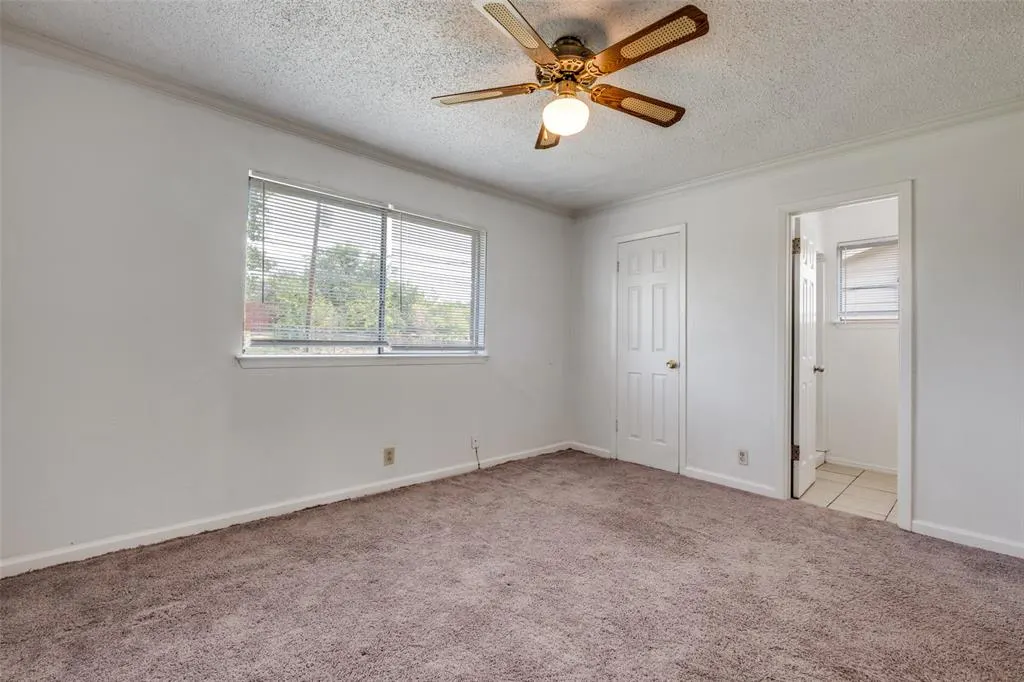 9925 Kittyhawk Lane
