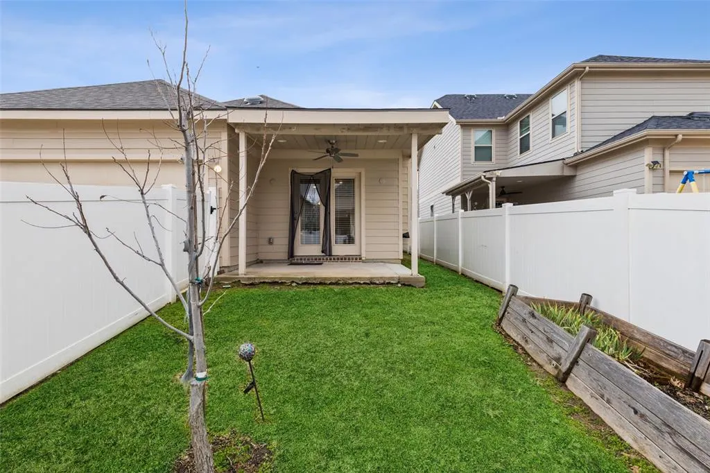 1025 Marietta Lane