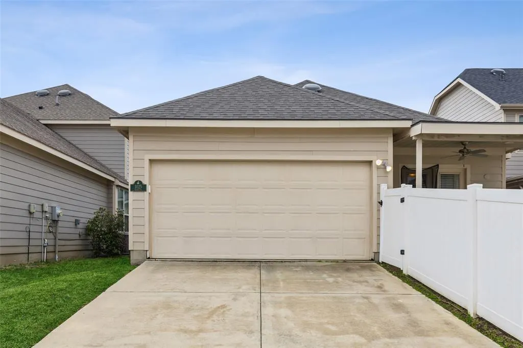 1025 Marietta Lane